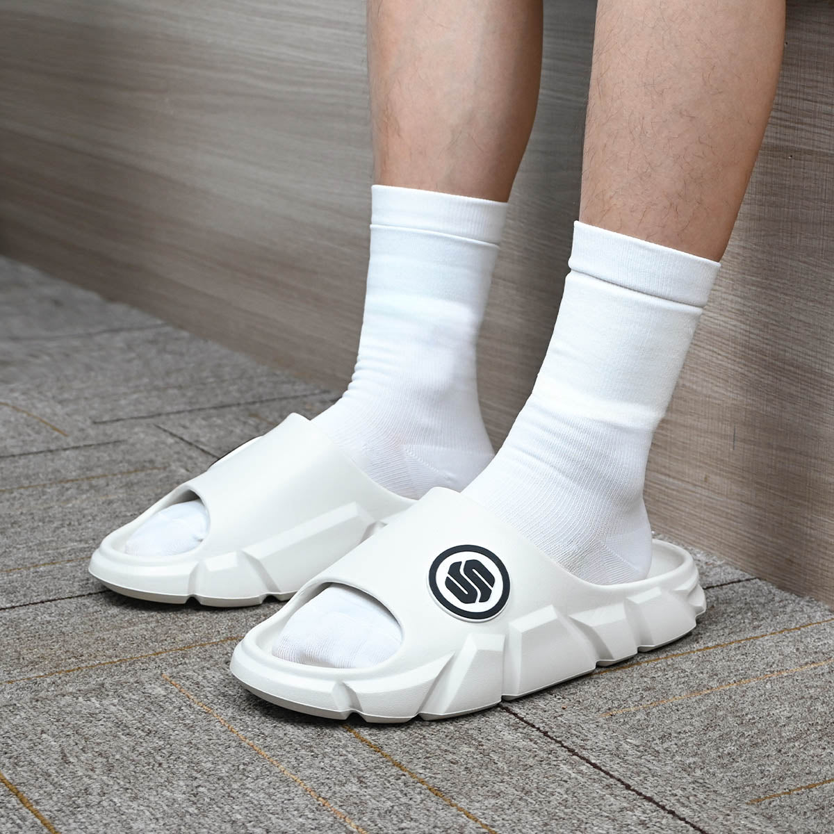 non-slip slippers